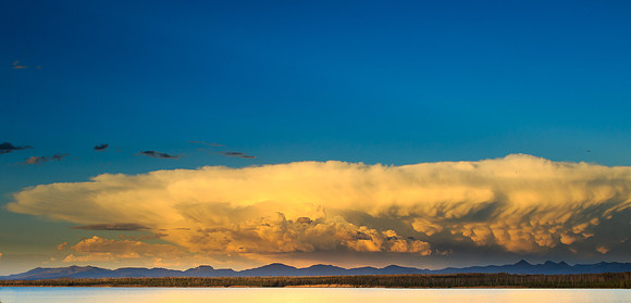 Thunder-head over the Absorokas